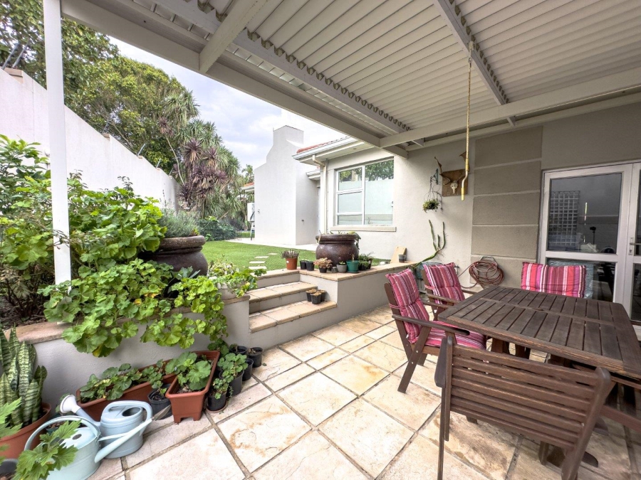 To Let 3 Bedroom Property for Rent in Van Riebeeckshof Western Cape